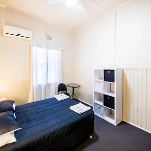 Hotel Commercial, Kingaroy