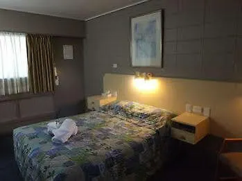 Tandara Hotel Motel Sarina Australia